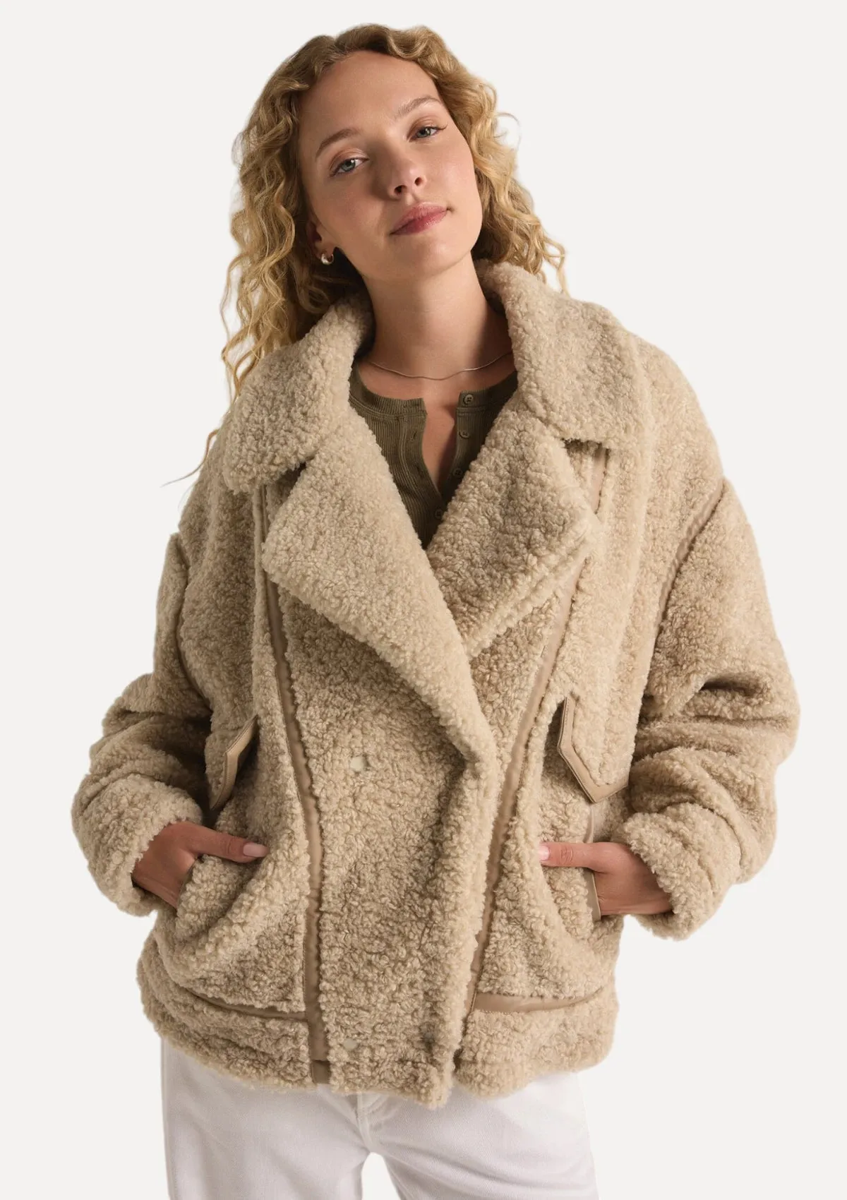 Ari Sherpa Coat - Fossil