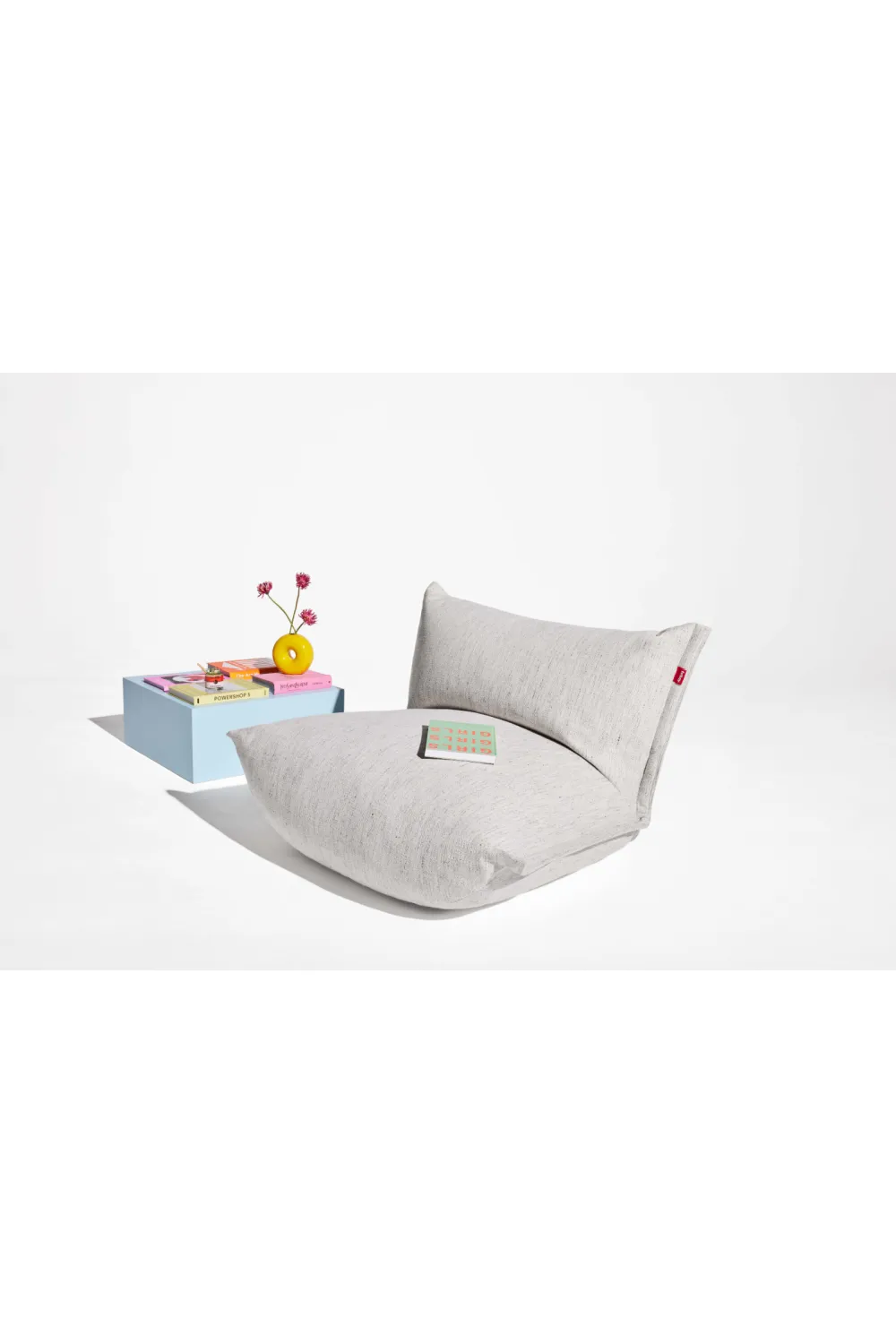 Back-Buttoned Modern Easy Chair | Fatboy The BonBaron Mingle