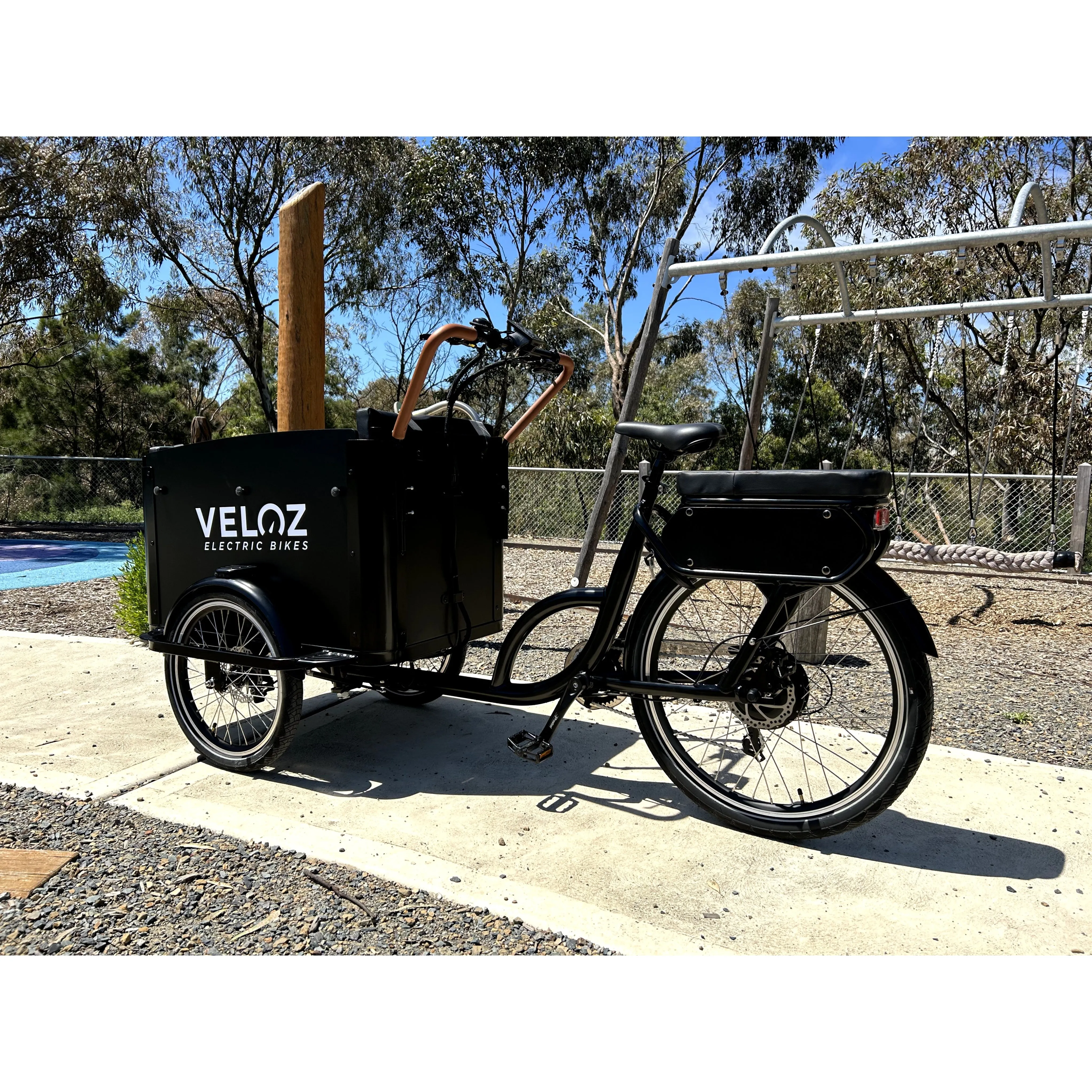 Veloz Electric Cargo Trike 500W Motor 200 Kilos weight load 6 Months Free Service